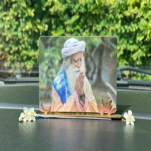 Car Stand Photo Devi(Turmeric)/Sadhguru